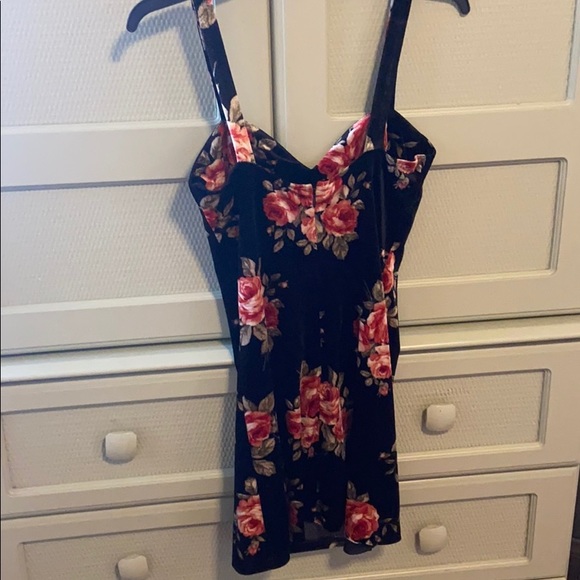 Forever 21 dress - Picture 3 of 3